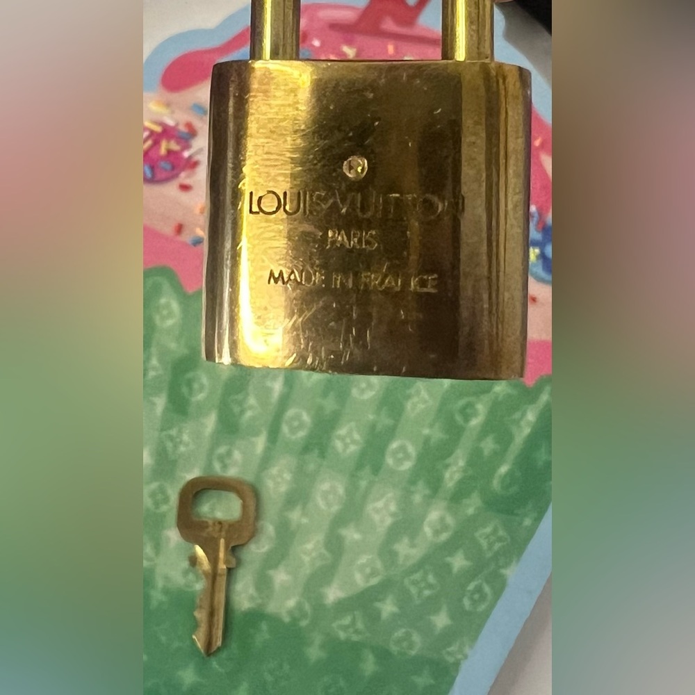 Lock & Key #312 - image 6